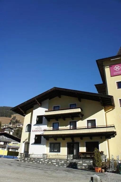 Landhaus Aamadall Im Alpinresort Sport & Spa Saalbach-Hinterglemm 2*,  Austria
