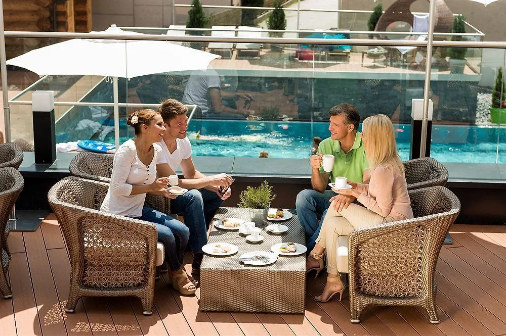 Landhaus Aamadall Im Alpinresort Sport & Spa Saalbach-Hinterglemm 2*,