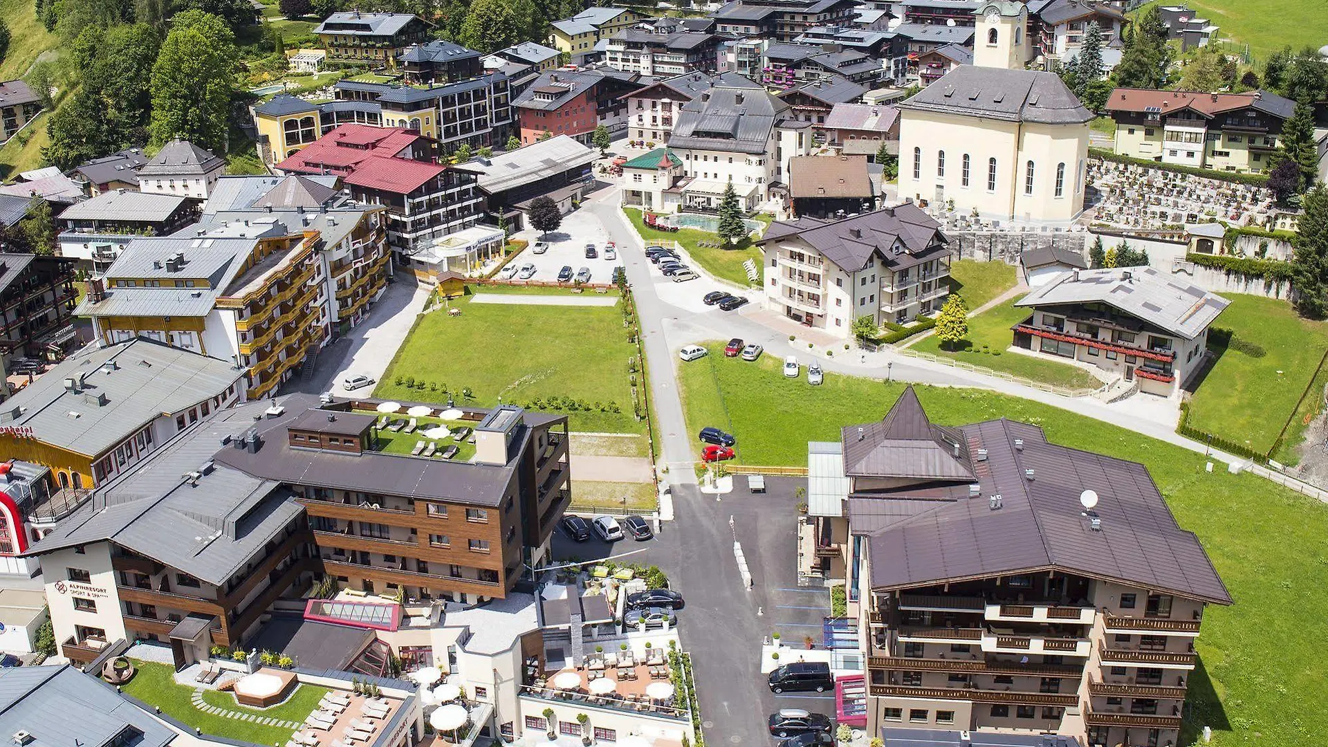 Landhaus Aamadall Im Alpinresort Sport & Spa Saalbach-Hinterglemm Hotel